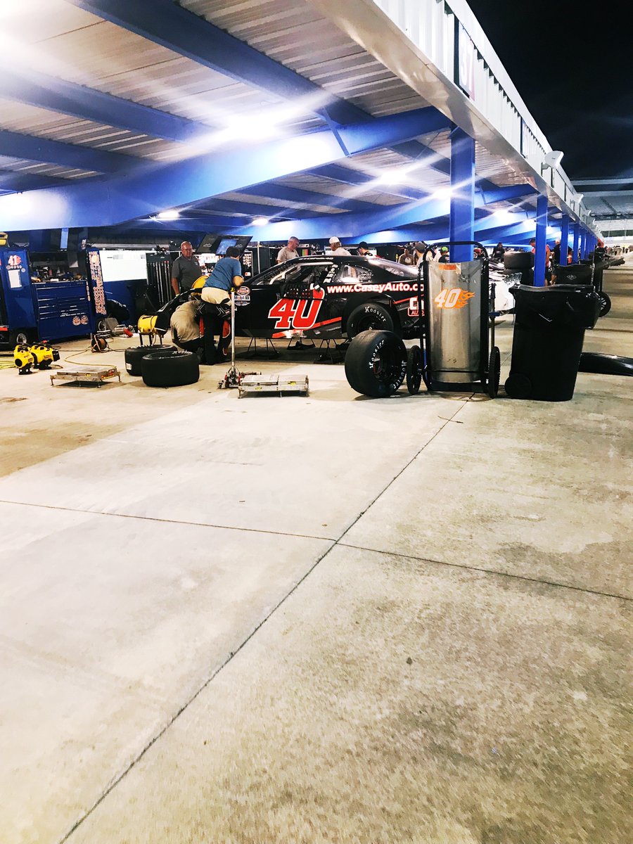 zetapvt's tweet photo. Good luck to our clients today! @CEFalk40 is looking to defend his #VSCU300 victory at @MartinsvilleSwy, and Adam Andretti will be competing in the Weaver Racing Concepts #GoTransAm machine at @COTA! Wish them luck 🤘 https://t.co/gBOygeVMx1