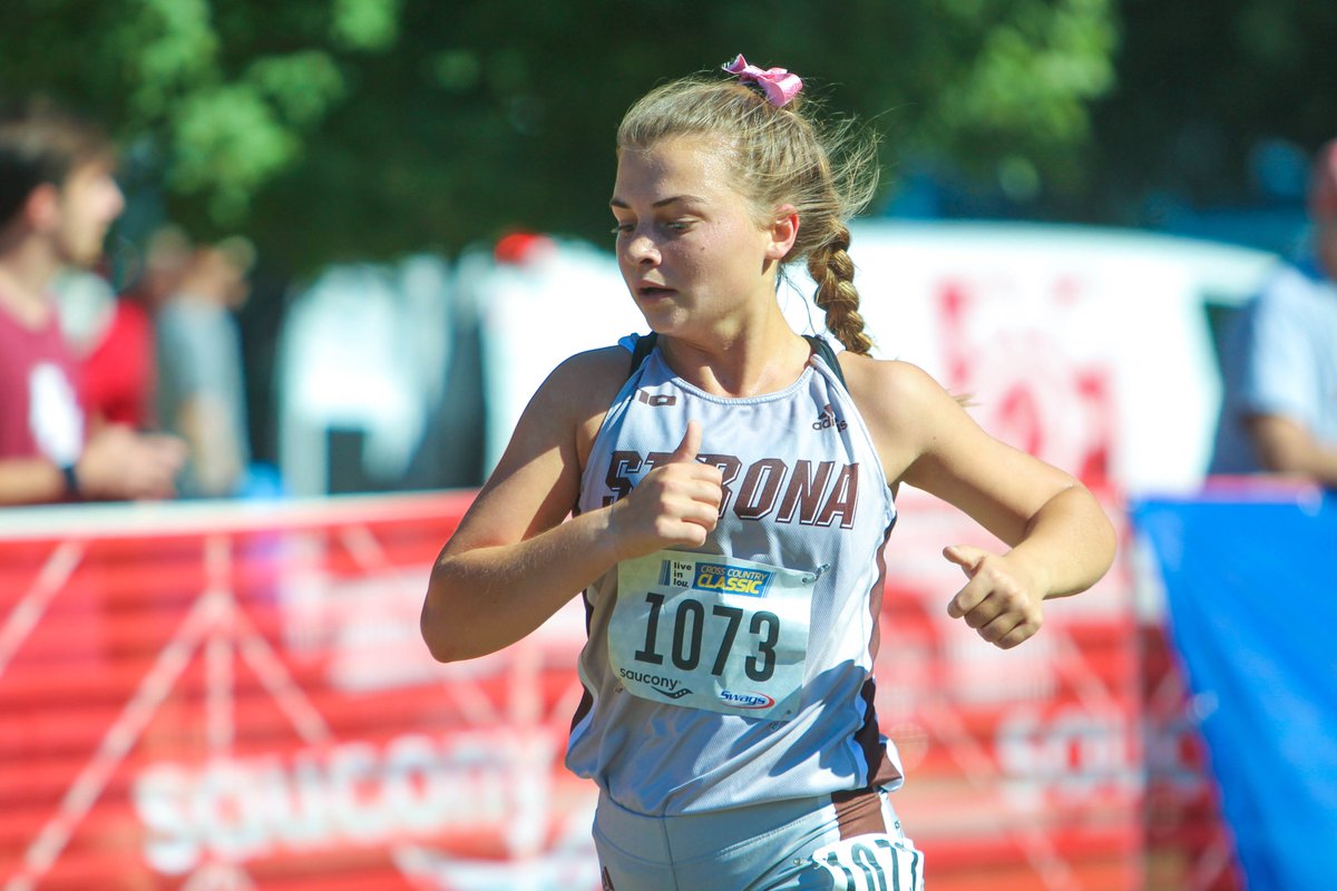 BonniesXCTrack's tweet photo. #Bonnies finish 6th out of 62 teams competing in the Women's Blue Race here in Louisville. Our top times (including 2 more program top-10s!):

Beeman: 19:11.3 (8th in SBU history)
Henry: 19:18.8 (9th in SBU history)
Larkman: 19:31.9
Clawson: 19:34.3
Robertson: 19:36.6

#Unfurl https://t.co/IrOCsVZ530