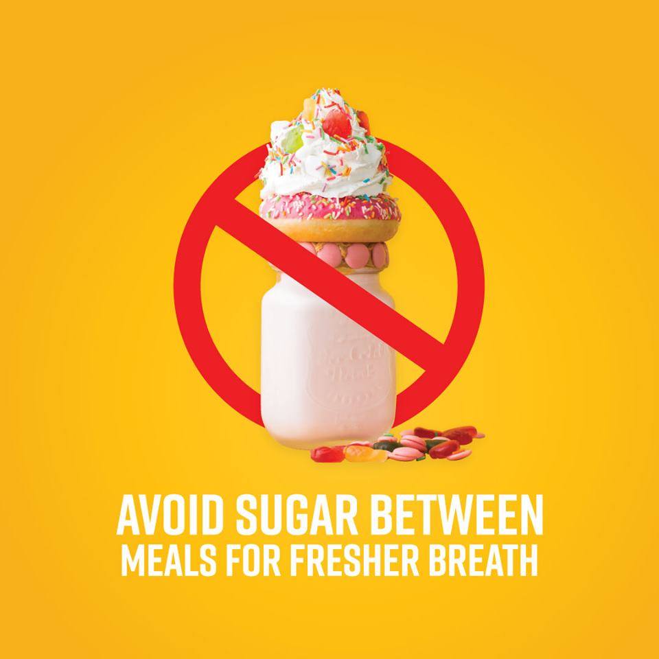 dsmcosmeticdds's tweet photo. FRESH BREATH TIP: We recommend avoiding sugar, but if you do indulge, stick to mealtimes. 🍴 Snacking and sipping on sugary treats throughout the day gives oral bacteria a constant supply of food, which leads to bad breath and tooth decay! 🍧🍨🍦#dentaltip #preventtoothdecay https://t.co/zOkv9KI6xK