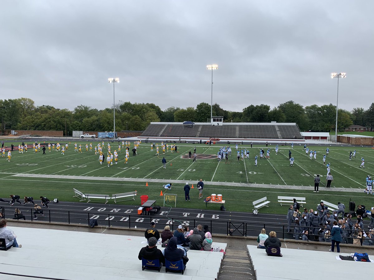 GMcVey4's tweet photo. Pregame in Ft. Dodge, Iowa. @sportsbuster taking on @ICTritons in just under 30 minutes. #GoBustersGo #RainColdWindy https://t.co/MrsgSilxd6