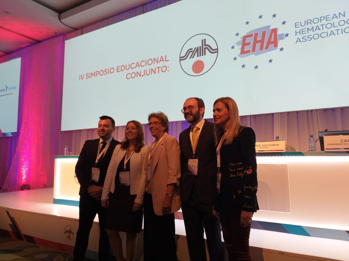 mieloma_hiba's tweet photo. Controversias en Mieloma Múltiple. Simposio Satélite. Excelente presentación. Un honor contar con la presencia de @mvmateos @fdezdelarrea
#Hope2019 #SAH2019
@SchutzNatalia https://t.co/oho3gEbgTU