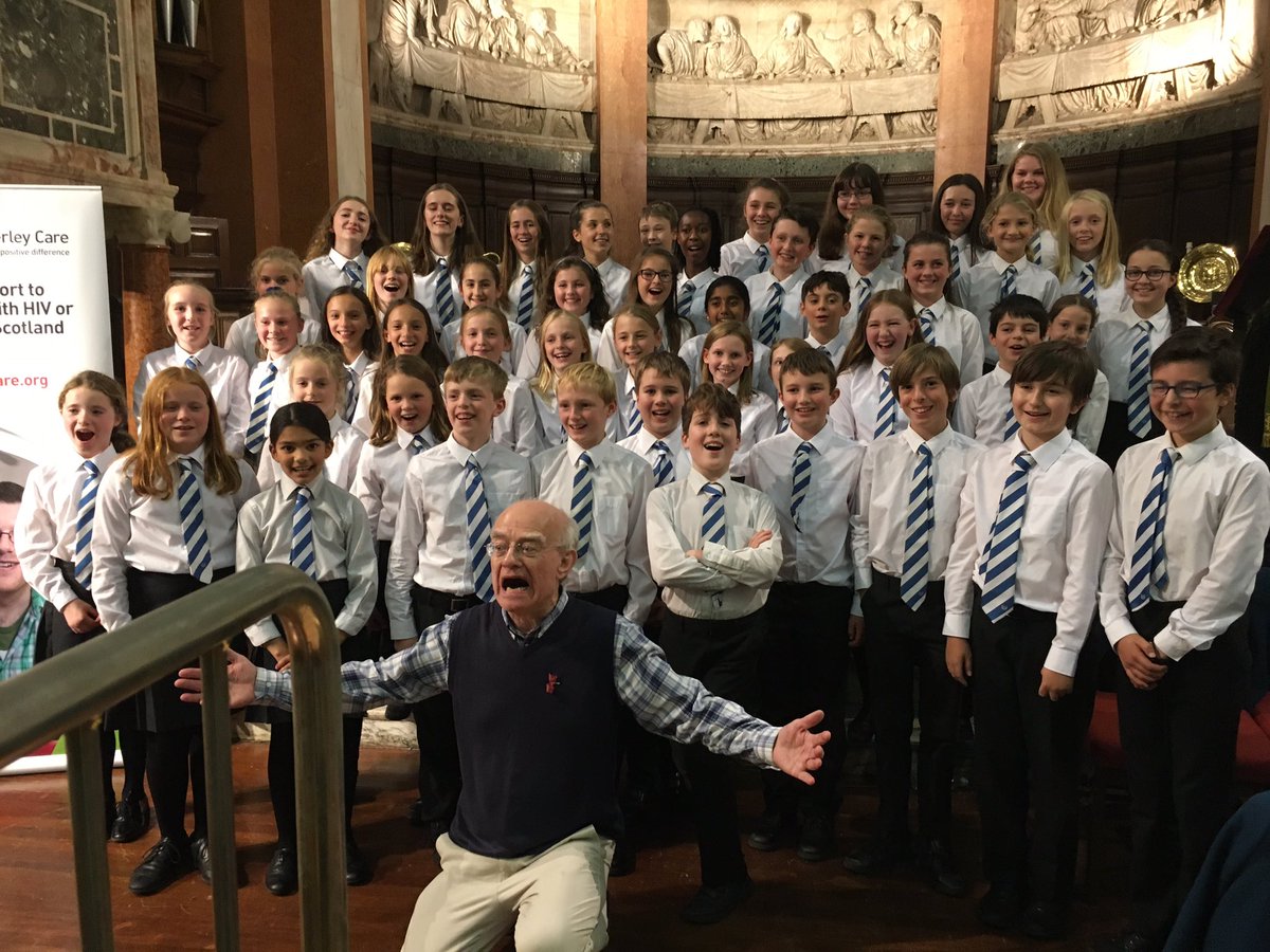 angustully51's tweet photo. @edinburghacad G2 Choir, under the Direction of Susan Hamilton, and the Choral Doyen that is, John Rutter, who said they sang like “Angels” all in aid of Waverley Care in St Cuthbert’s this afternoon. https://t.co/XtmTgXsHBO