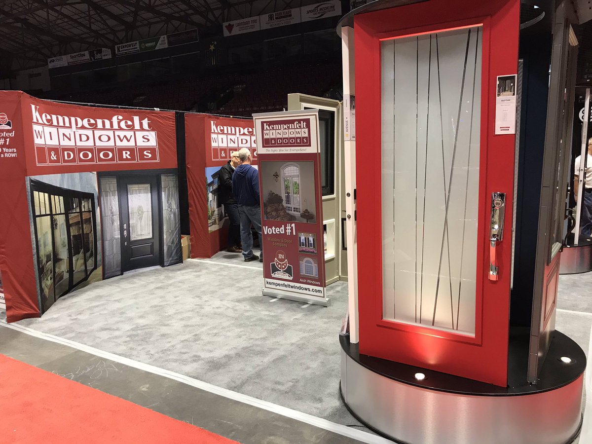 MBMShows's tweet photo. Thank you to our presenter @kempenfeltwind!!! Stop by the BMC this weekend to see what new and exciting designs they have for this fall!
The Home &amp; Lifestyle show (with craft and artisan vendors) Sat 10-5 and Sun 10-3. https://t.co/rgGQWDkPYO