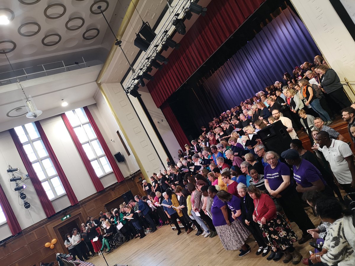 MixtapeChoirs's tweet photo. Having a fab afternoon at rehearsals for @ChoirFestWF! #community #WalthamForest #massedchoir https://t.co/Alb4PXFrPU