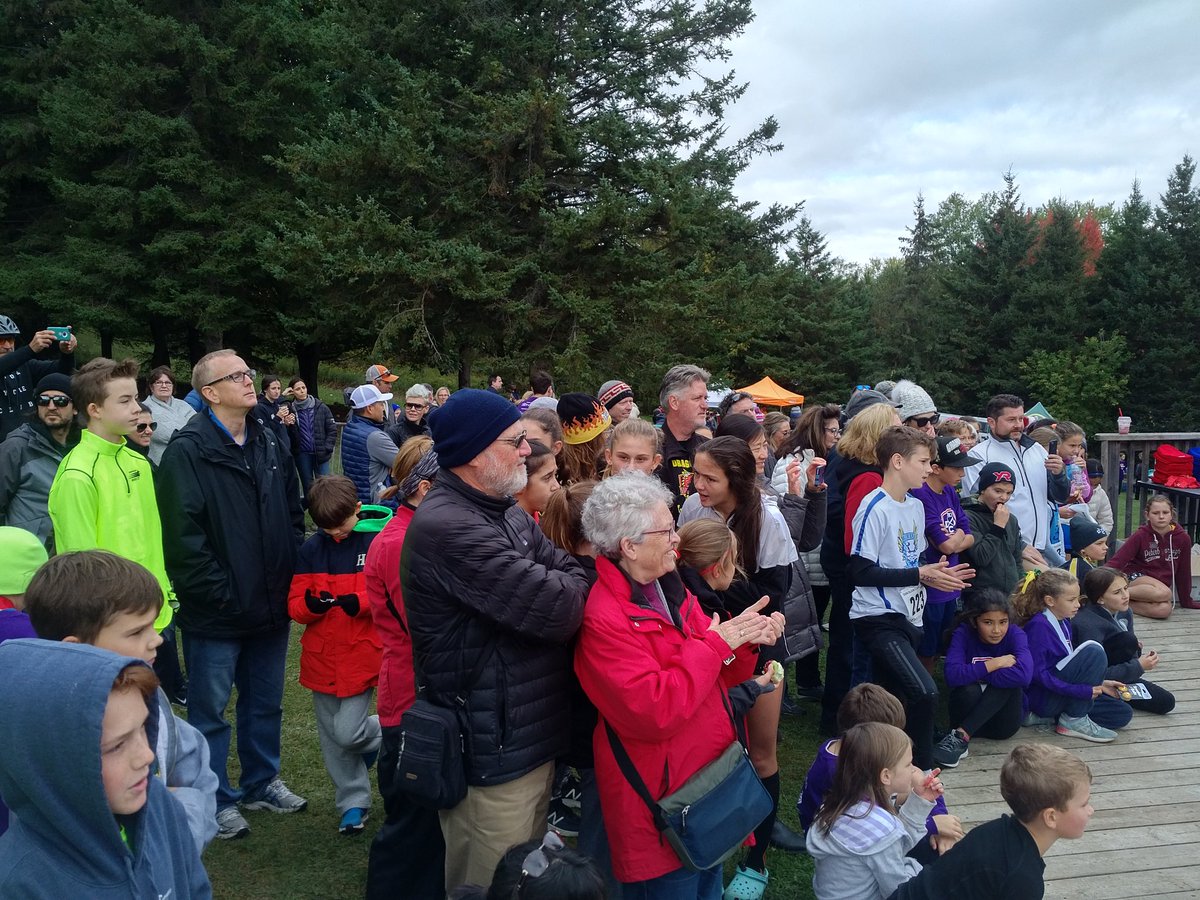 SylviaJonesMPP's tweet photo. @310Running had another perfect day for the annual Don Olsen Classic. Congratulations to all the competitors from across Ontario and welcome to #Caledon There's a reason it's called #AlbionHillsConservation Yes it's hilly. https://t.co/6D2pzdftjC