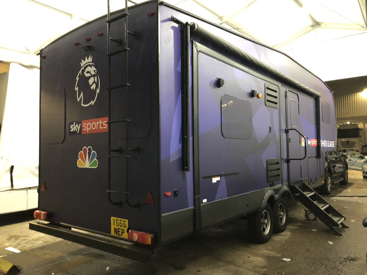 wrapgraphicsuk's tweet photo. American RV printed and Wrapped in 48 hours @wrapgraphicsuk #rv #wrapgraphics #london #uk #skysports #nbc #premierleague #sport #graphics #wrapgraphicsuk @wrapgraphicsuk
https://t.co/EBt6PhGm2Y https://t.co/epHwANOBEX
