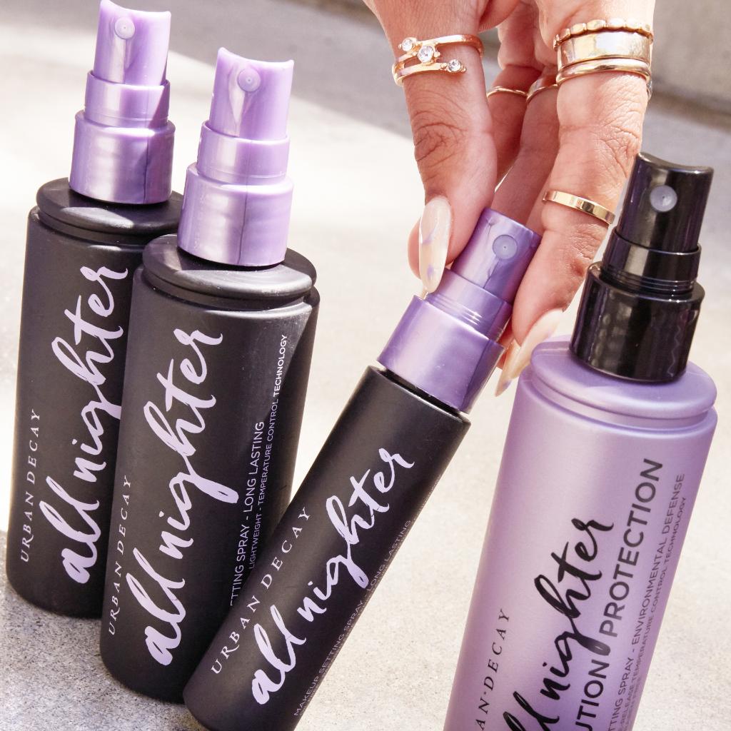 ⚡️#GIVEAWAY⚡️ Enter 2 win the ultimate All Nighter package, complete w/ SIX Setting Sprays &amp; TWO Waterproof Setting Powders! 

Enter now:
1) Follow <a href="/UrbanDecay/">Urban Decay</a>
2) Like this photo
3) Comment using #UDAllNighterSweepstakes
4) RT photo

Link to full rules: bit.ly/2niM21S