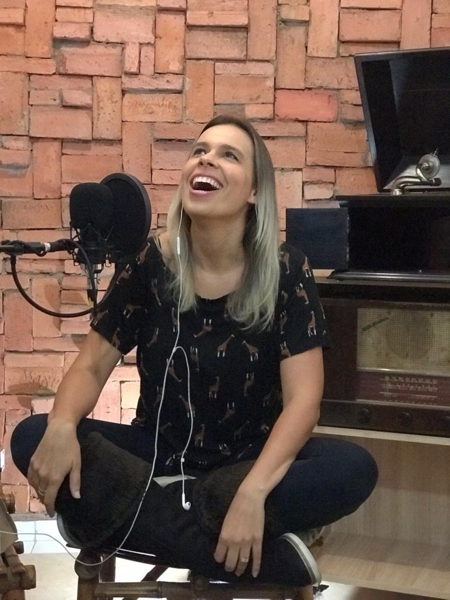 novavoz's tweet photo. Temos novidades para o seu Sábado!!!! 🎉

Acabamos de lançar o Kit de Voz da canção "O Meu Deus" no nosso canal do Youtube! 

Acesse e inscreva-se no canal: https://t.co/2Gd8e7tkOH

#novavoz #n9ve #gruponovavoz #kitdevoz #novavoz30anos #omeuDeus #ensaio #youtube #felizsábado https://t.co/tmdfAo4QYL