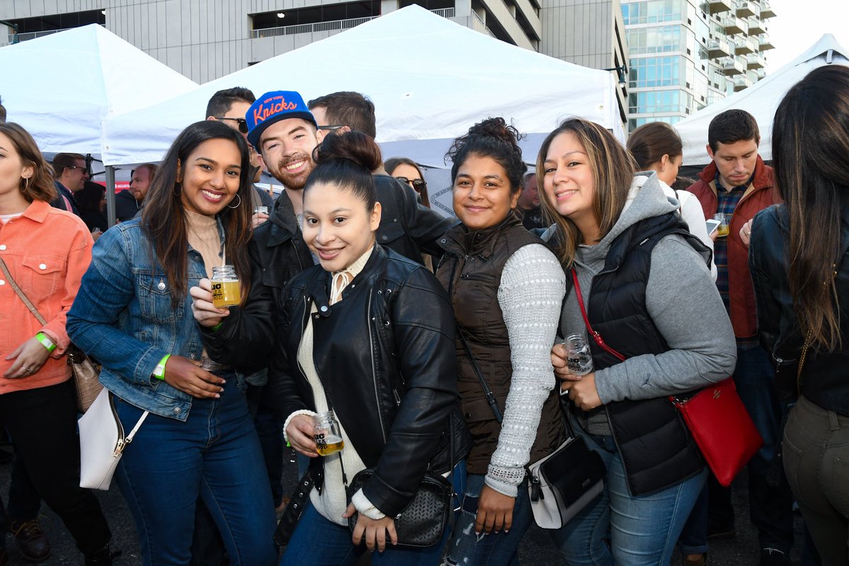 licflea's tweet image. 🍻 to the 4th Annual Queens Beer Fest LIC Flea TODAY
starting at 12pm
Unlimited Craft Beer Tastings🍺🍺
Over 20 Breweries &amp;amp; 50 + styles

Tickets start at just $39
QueensBeerFest.com