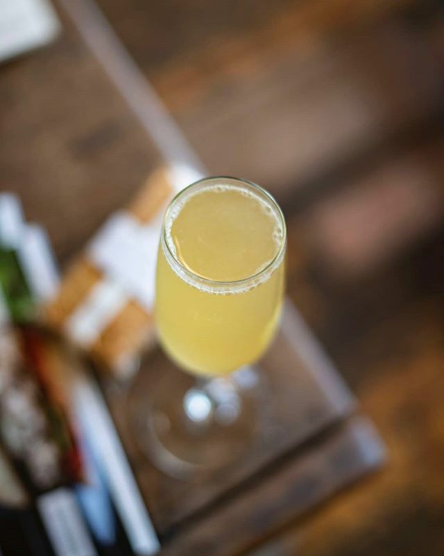 Join us today at Winslow's Home for great cocktails such as our Winslow's 75, made with Pinckney Bend gin, Giffard Elderflower, Contratto aperitif, lemon, Elocuente cava, and simple syrup. Gonna be another deliciously fantastic Saturday. #winslowshome #cocktails #drinks #stl…