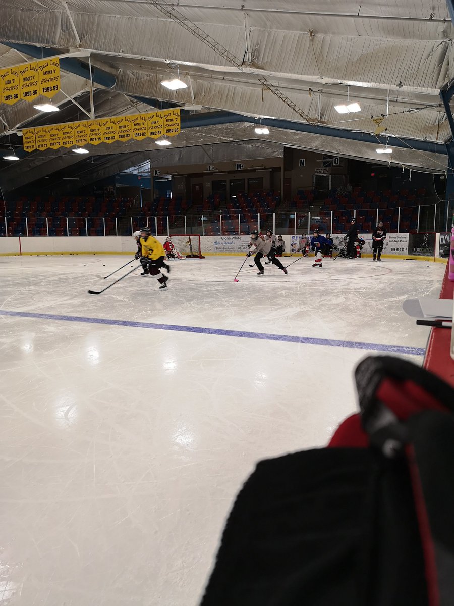 MajorCrystal's tweet photo. Skills competition with our U15  #WGIHW #dlmh https://t.co/3YoJt5y0Qh