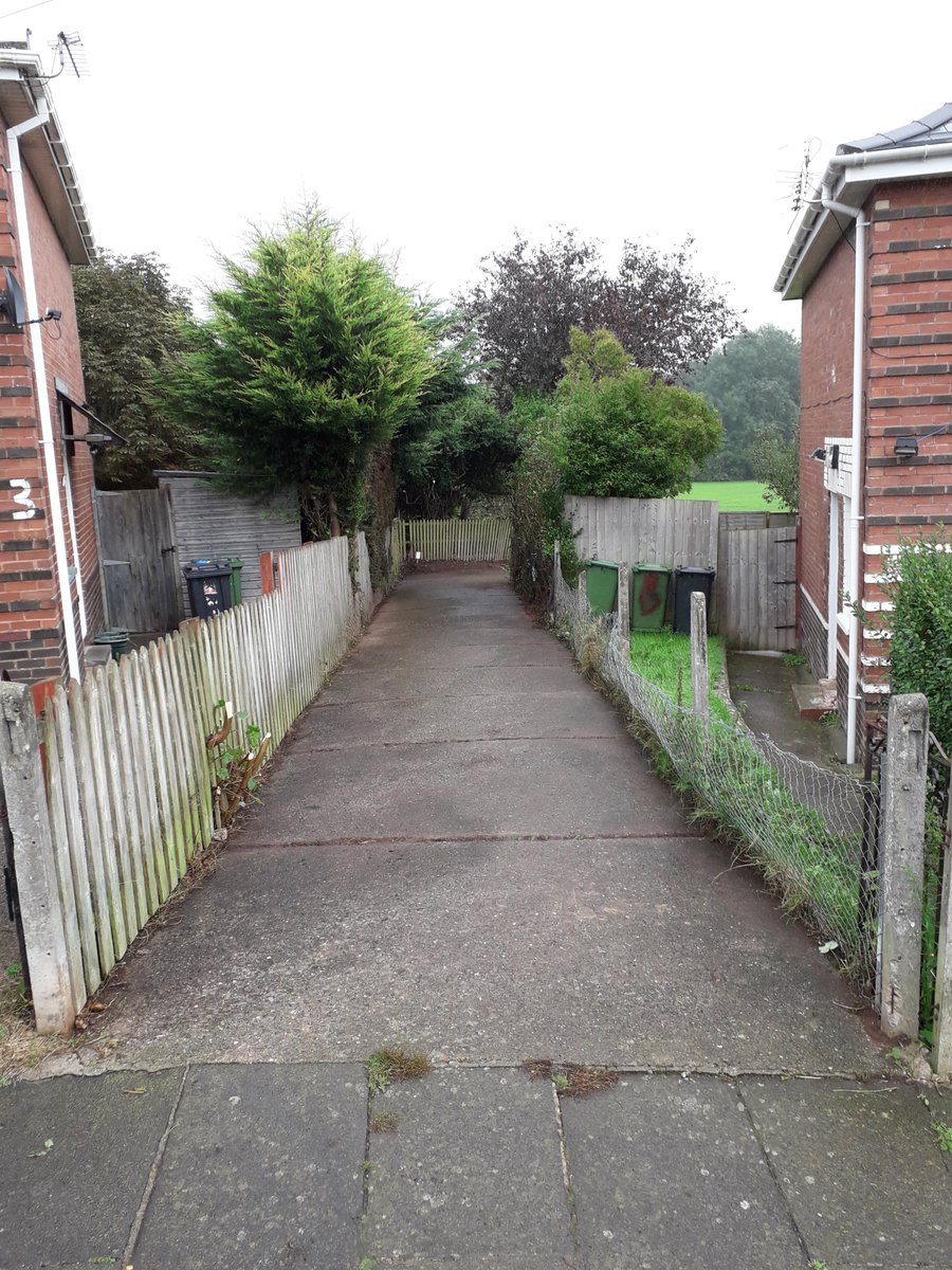 One Amazing Day in  Wonford! <a href="/DDCCRC/">DDC CRC</a> such brilliant results; these guys worked like Trojans, can't thank them enough. Thanks also to @PublicRealmEX for picking up the waste #community #partnership #Workinghard