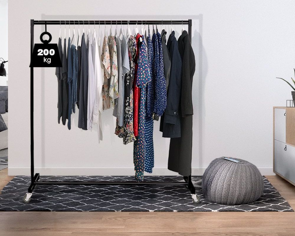 Displaysense's tweet photo. Because black never goes out of fashion… This beautiful clothing rail is not only sleek and attractive, it can also take a total weight of 200kg. Ideal for a bedroom or dressing room! 

https://t.co/k1MxbnHNHB  

#closetgoals #interiorlovers #wardrobeinspo #LALMO https://t.co/dQmMahoXQM