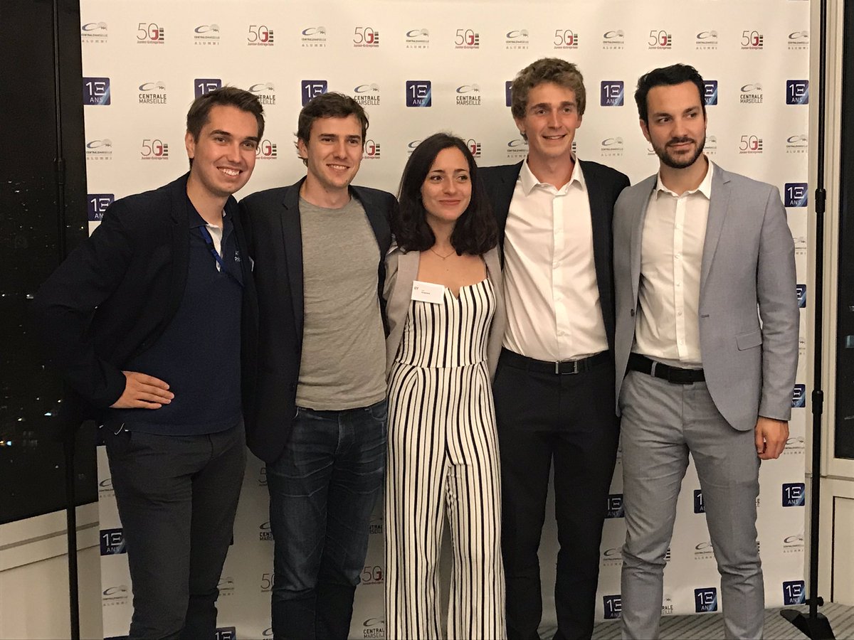 KSIecm's tweet image. Merci à tous ceux qui étaient présents hier chez @EYRecrute pour célébrer notre histoire, alumnis comme partenaires 💙

#WeAreJE #10ansKSI #TellmEY