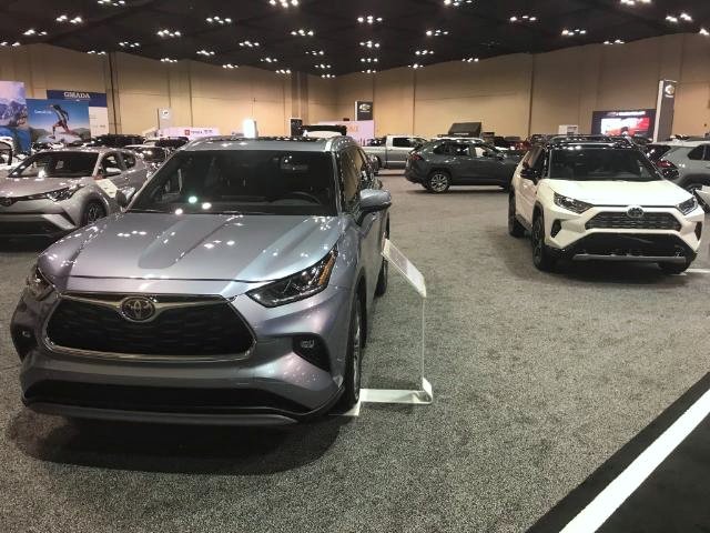 MemphisAutoShow's tweet photo. In the market for a new SUV? Make sure to check out the #Toyota #LandCruiser at the #MemphisAutoShow! https://t.co/fVytBJ26IU