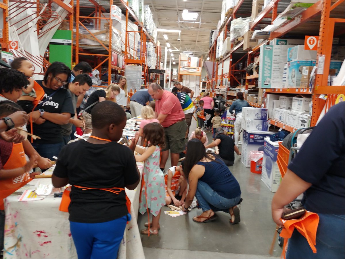 HD3607's tweet photo. Kannapolis Home Depot! Kids Club!!190 kids today!!! https://t.co/89pu90josE