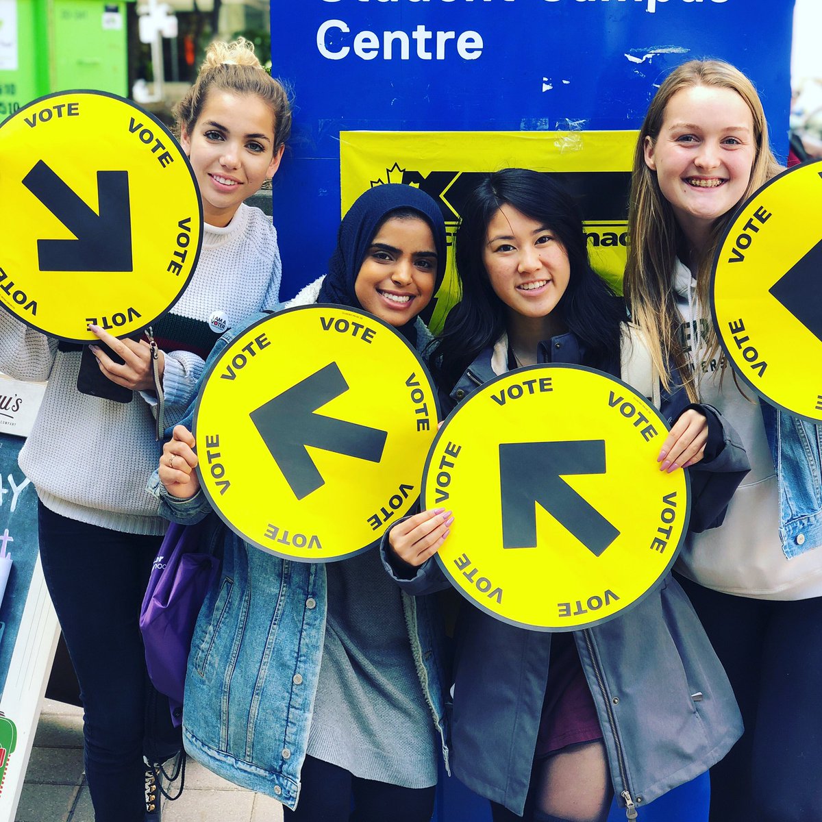 TheExchange_TMU's tweet image. It has started!  On campus voting starts TODAY and run through Oct. 9. Not just for students!  Walk into any on campus pulling location and vote anywhere in the country. @ElectionsCan_E @RyersonU @RUFacultyofArts @RLASonline
