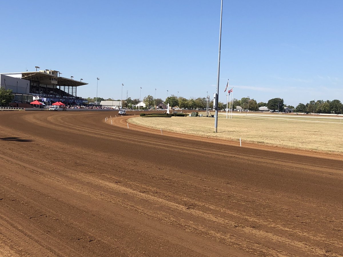 ryanadamsteward's tweet photo. Saturday views #theredmile https://t.co/mmTRP7A4tU