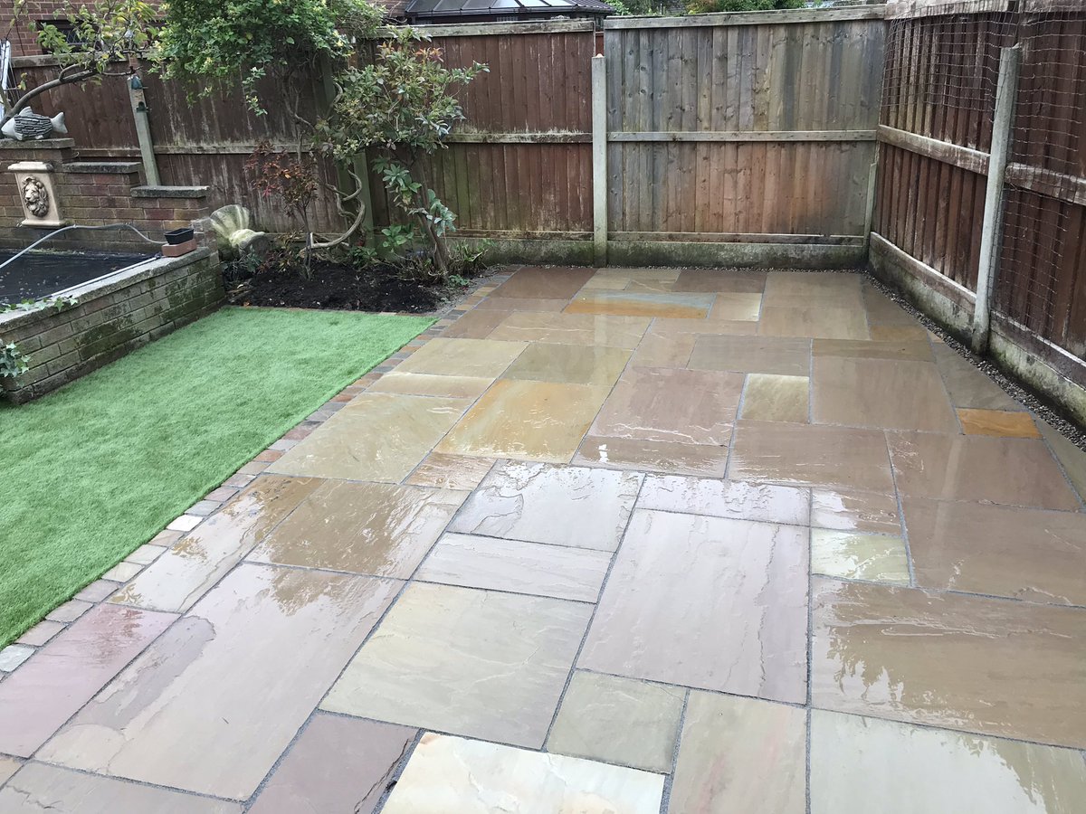 info_lpm's tweet photo. After pictures of recent job in Lowton,26 square metres of autumn multi sandstone complimented with 35mm artificial grass.completed start to finish within 6 days #lpm #sgs https://t.co/EhGAIbGYgA