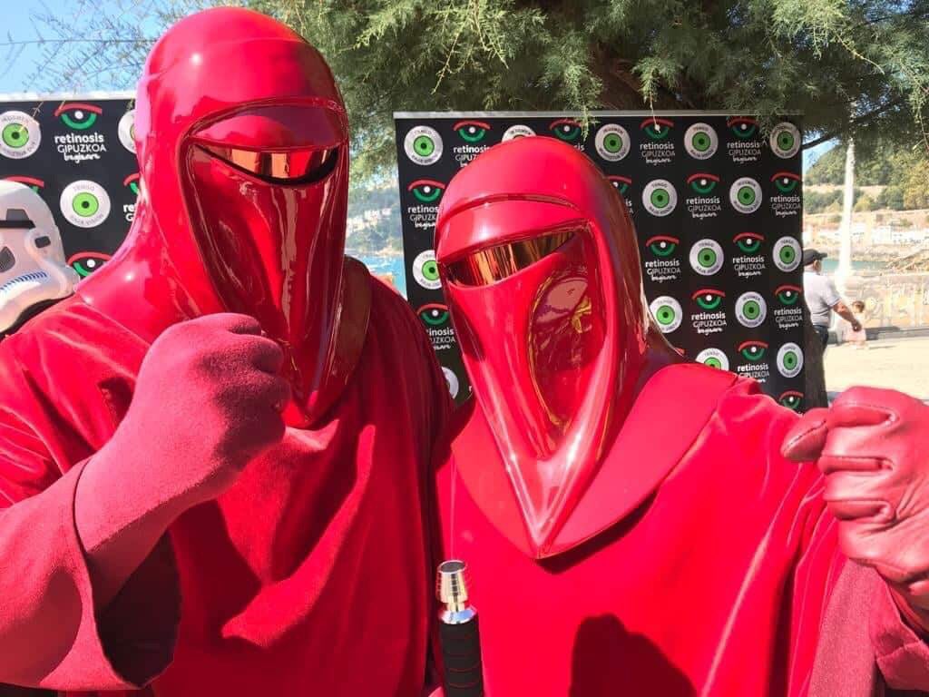 501stSPD's tweet photo. TR-15670 and TR-23676 on troop at Begisare's Retinitis Pigmentosa Day event in Donostia (Gipuzkoa), September 29, 2019.

📸: North Wall Squad, Belial

#SovereignProtectors
#SpanishGarrison
#NorthWallSquad
#501stLegion
#R2KT4
#RLSpanishBase
#DxunWraithguardClan
#BadGuysDoingGood https://t.co/Op5IGy7g5M