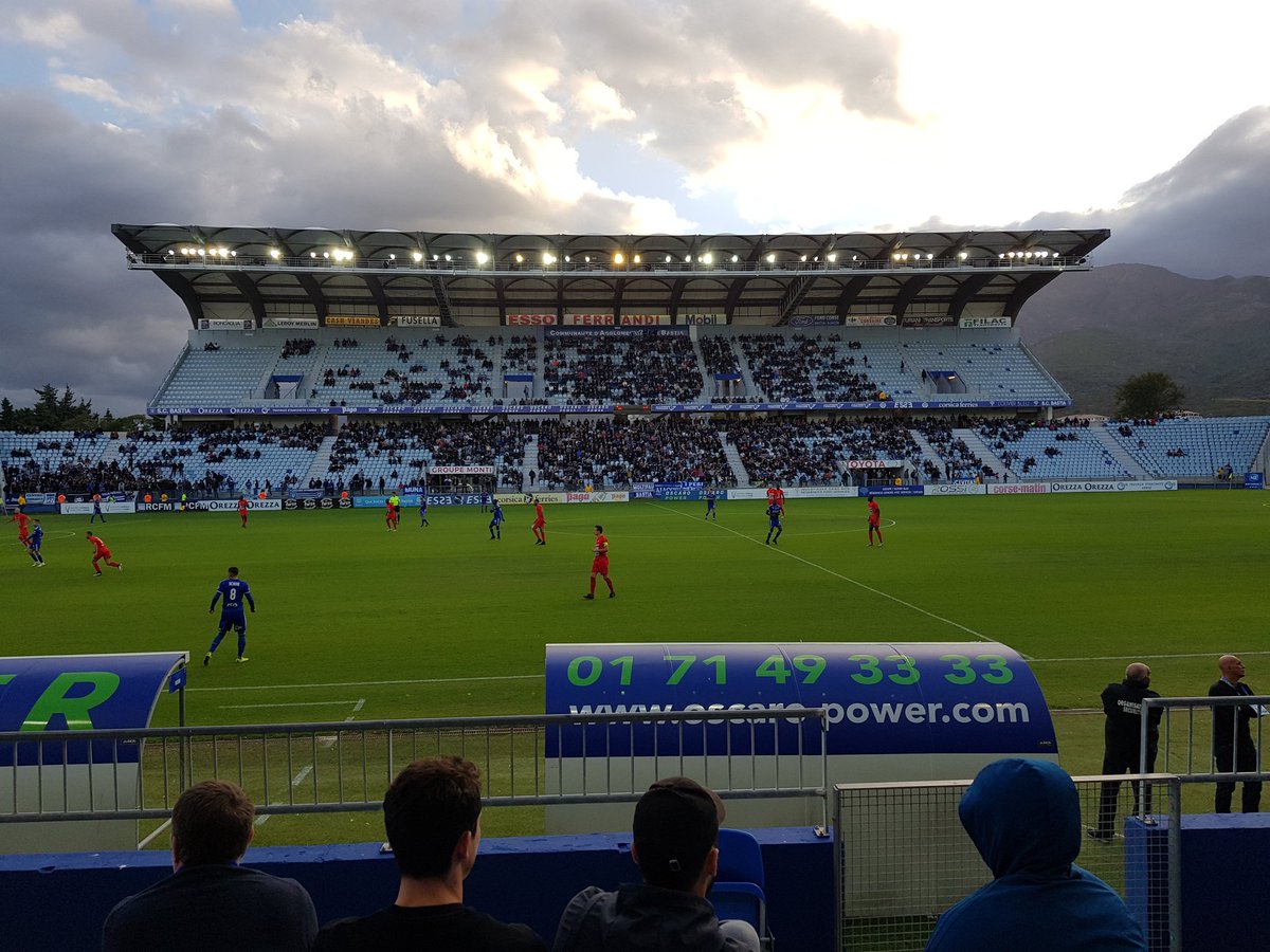 SpirituTurchinu's tweet photo. Vittoria ! Le Sporting assure l'essentiel à Furiani en l'emportant 1-0 contre Sainte-Geneviève grâce à un but de @yohanboco. Forza Bastia ! 🔵 #SCBSGS https://t.co/IZJaWA8dvl