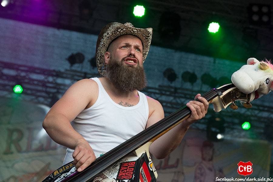 Rebell Tell Band heute bei Supertalent. Einschalten und Daumen drücken. Rockt es Jungs! #cb #rebelltellband  #rtl #dassupertalent #dieterbohlen #brucedarnell  #dassupertalent2019 #fun #sylviemeis  #didaldi #latinarusin #deutschland  #tv  #musik #schlager #rocknroll #poa