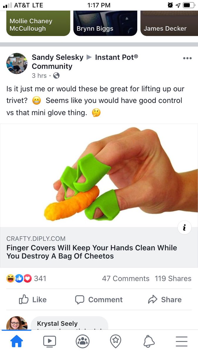 spadgett2011's tweet photo. @TheEllenShow  someone came up with away to keep fingers clean! https://t.co/TAVrMDZNUP