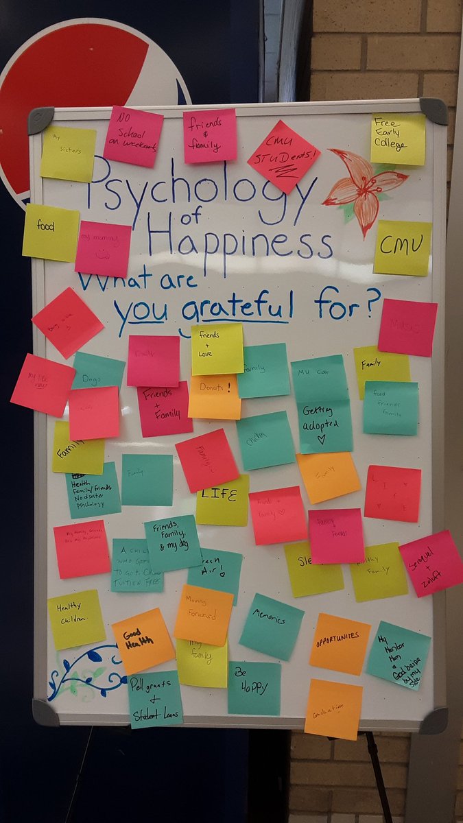 3craftyc's tweet photo. CMU &amp; You Day. Fire Up Chips! What are you grateful for? @PsychologyCmu https://t.co/AaH9FKAWFz