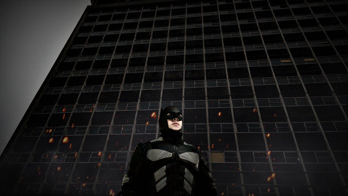 GeekPlanetSite's tweet photo. Batman's been expecting you. What was your intake of Batman: The Dark Knight? 🦇 #batman #dc #batmanthedarkknight #thedarkknight #movieshot #brucewayne https://t.co/MafqmIcqyE