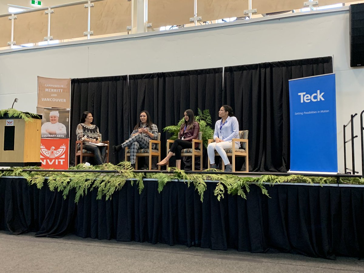 iwbn_bc's tweet photo. Our ‘Indigenous Women in Fashion’ panel continues the incredible conversation about what makes Indigenous entrepreneurs unique. @SheNativeGoods @HelenOroDesigns #clysiasdesigns #iwg2019 @NVIT83 @TeckResources https://t.co/xRfhGV8kBa