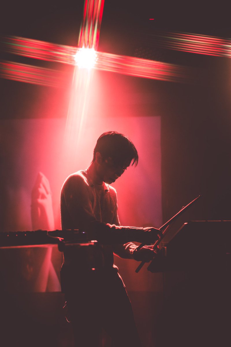 manilakilla's tweet photo. i don’t come to toronto often but last night was beautiful. thank you ✨

montreal tonight!! 

📷 @nahilmoderate https://t.co/9GplS98lGQ