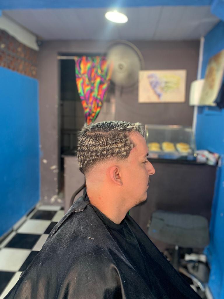 phramos2000's tweet photo. +1 reflexo na pista, sabadouuuuuuuuu na régua 📏✂️🙏✅
#bombooooou
#reflexo
#cortedojaca
#eumando https://t.co/qWjA9wh5mc