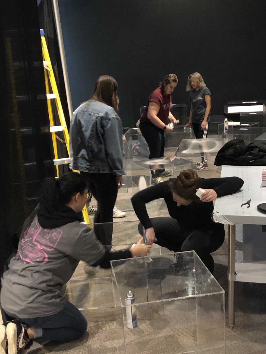 ttorello's tweet photo. Students helping put together an awesome new @miSciNY exhibit on the science of food! @UnionCollege #tollday https://t.co/kdDKlIX318
