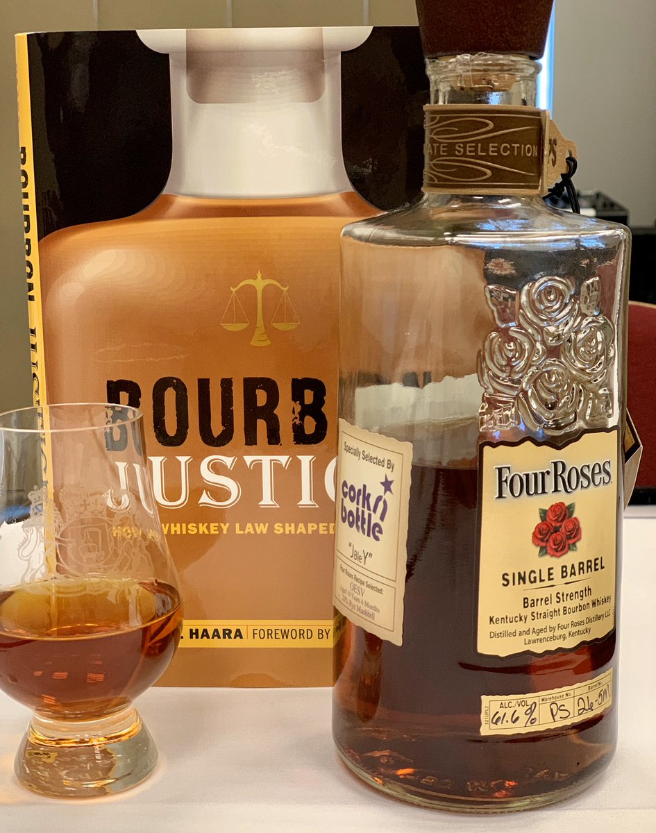 SippnCorn's tweet photo. What a day at the inaugural @kentuckysedge! Great to see @redsoxrj @ed_bley @BourbonPursuit @mollywellmann  @MNiemann84 and more. https://t.co/Zc7Wn9ECvR