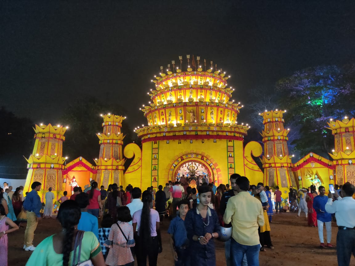 VivekRajsoni10's tweet photo. #Saptami
#Durga_puja
#2k19
#Jamshedpur
#Lots_of_fun https://t.co/hFqfjzK2Mh