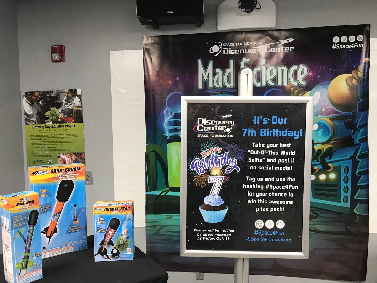 SpaceFoundation's tweet image. It&apos;s our birthday! 🎂

Take your best &quot;Out-Of-This-World Selfie&quot; and post it on social media. Tag us and use the hashtag #Space4Fun for your chance to win this awesome prize package!

Winner will be chosen on Monday and notified by direct message. Good luck!