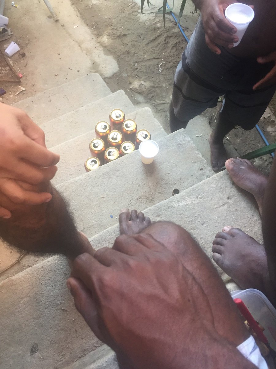 iagoFer06047627's tweet photo. Tropa tá na pista .. quem tentou morreu ...🙅🏿‍♂️🙅🏿‍♂️ https://t.co/MWLWz9o8Uu