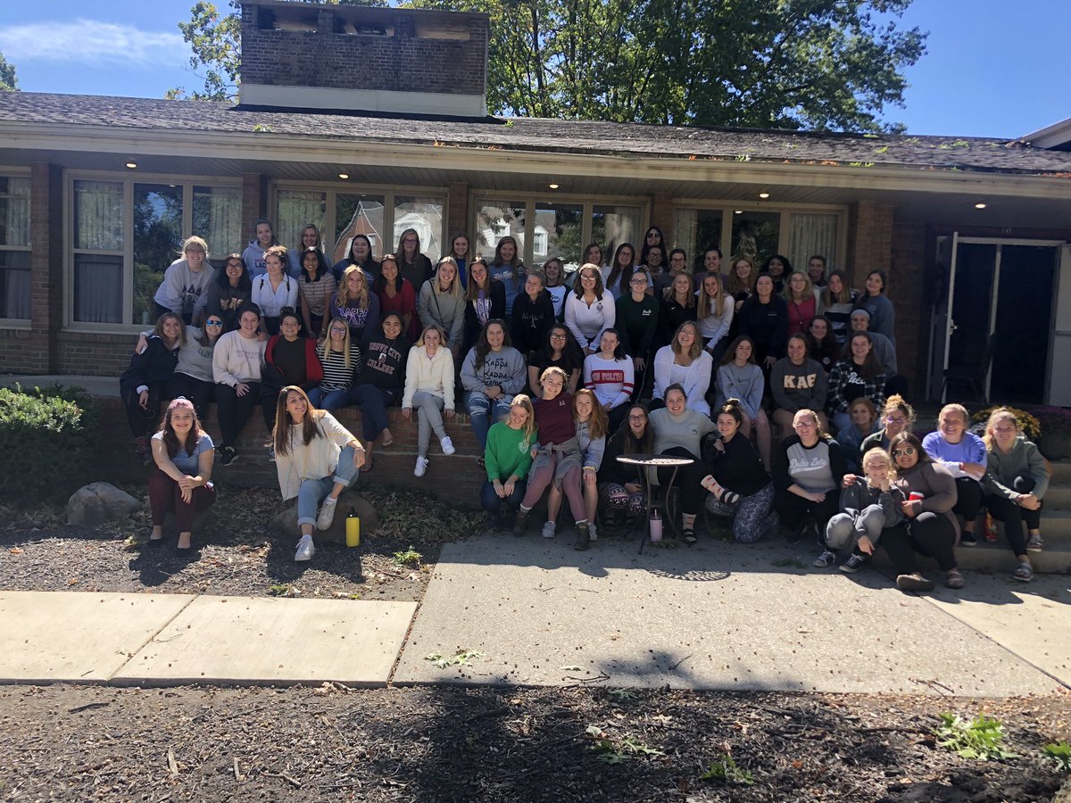 OWU Panhellenic tweet media