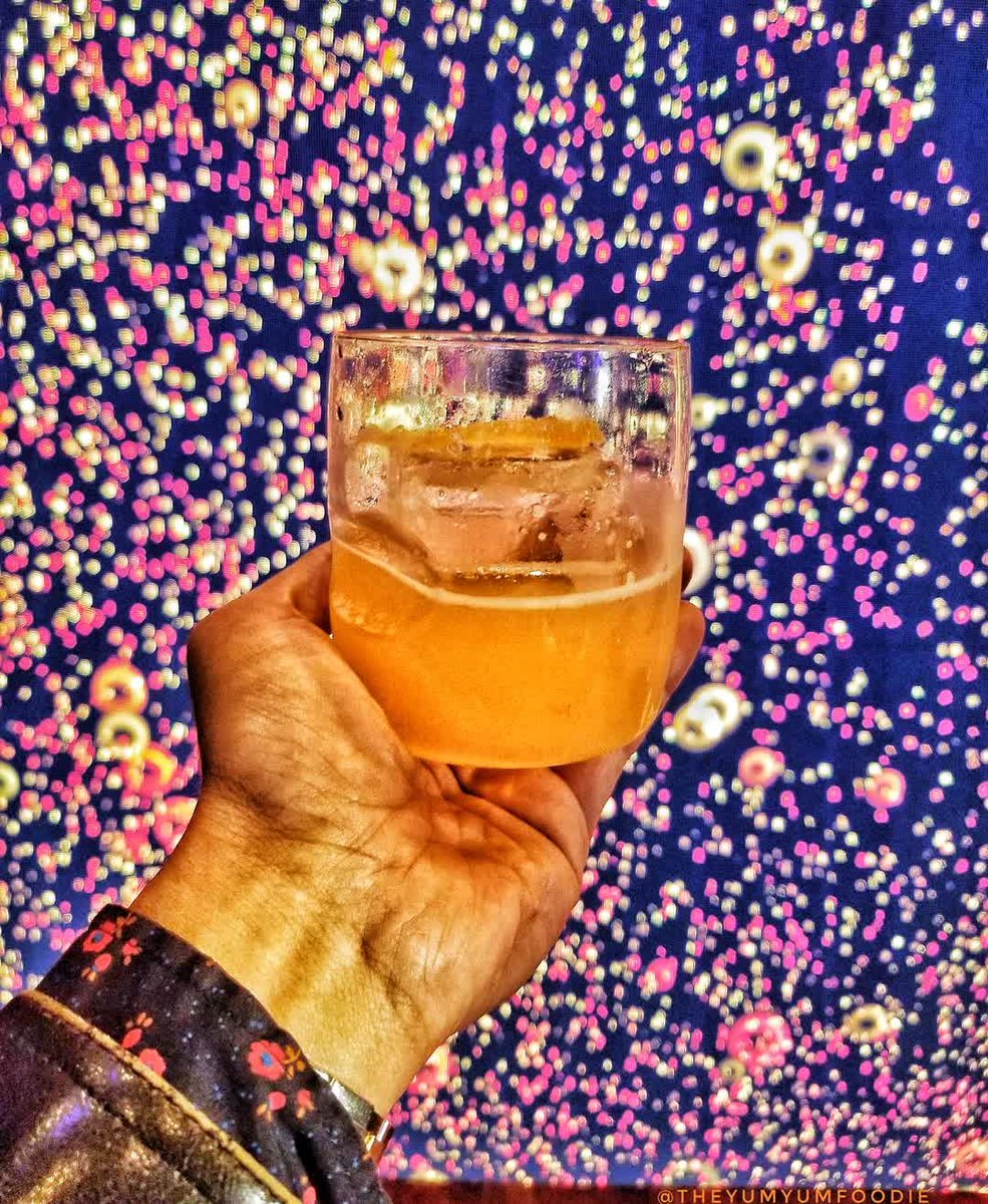 TheYumYumFoodie's tweet photo. 𝗔 𝗽𝗲𝗻𝗶𝗰𝗶𝗹𝗹𝗶𝗻 𝗰𝗮𝗻 𝗯𝗹𝘂𝗿 𝘁𝗵𝗲 𝘃𝗶𝘀𝗶𝗼𝗻 ...𝗶𝗻 𝗮 𝗴𝗼𝗼𝗱 𝘄𝗮𝘆 🥃🥃
@theglenlivet_us rocked this one.
.
#lexusculinary #lexusallstarchefclassic #glenlivet #theglenlivet https://t.co/geWvNlhFry