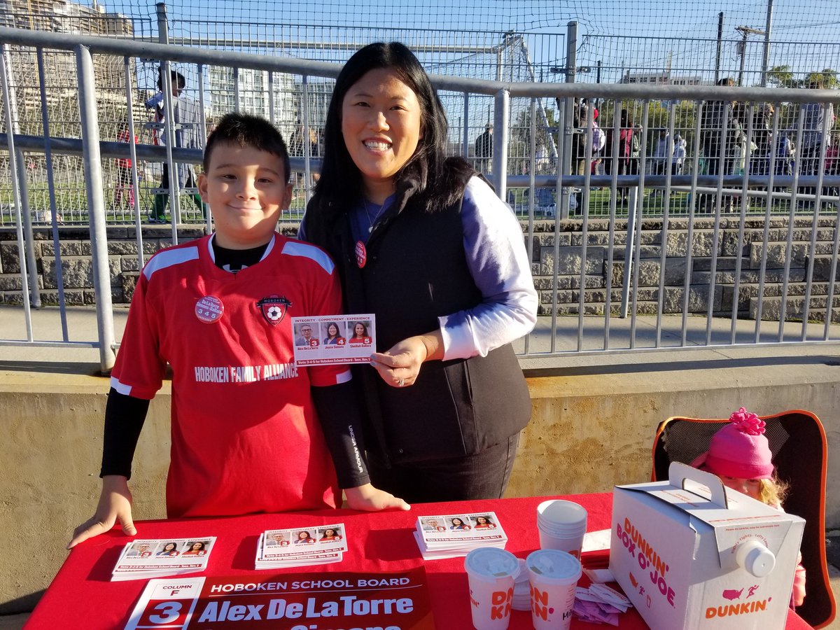 It was a pleasure talking to so many parents at some of the rec soccer games today. We enjoyed listening to your concerns and felt the community support. Vote 3-4-5!

m.facebook.com/story.php?stor…

#Hoboken #informedvoters
#hobokenboe #votenovember5th
#345hobokenschoolboard
