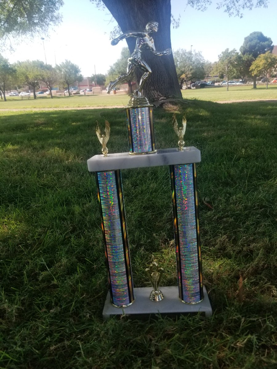 Girls Varsity earns 2nd place with 74 points 😎 Picnics are paying off 🏃🏻‍♀️ <a href="/viva_lajeff/">J/S Silver Foxes</a>