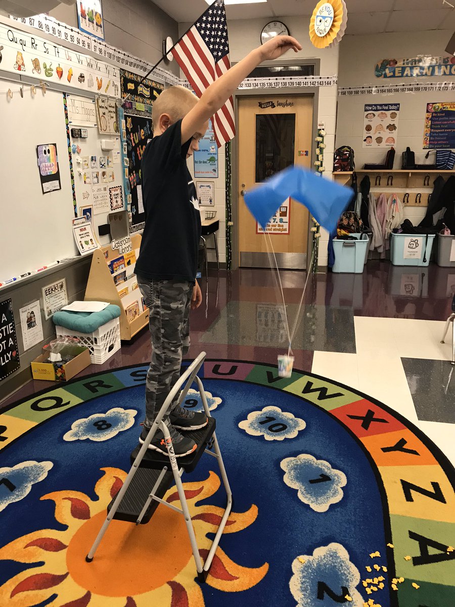higgje's tweet photo. Learning about air resistance by testing out our parachutes! @CSDDavisES @Centennial_SD #firstgradeengineers https://t.co/h4I1pBpyRs