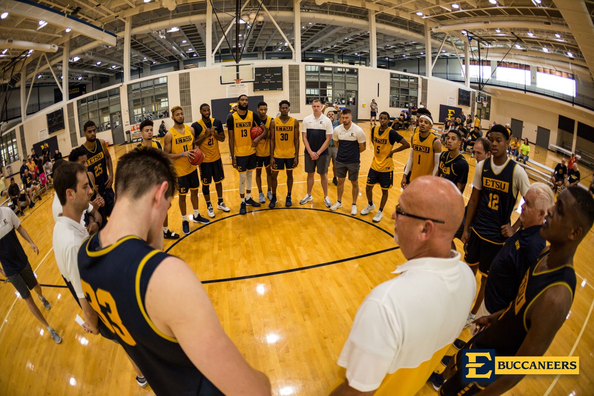 ETSU_MBB's tweet photo. Take a look at some photos from Saturday's open practice inside the CPA... Thanks for all the fans who showed up this morning 

📷: https://t.co/Oi5muDFhRc

#ETSUTough https://t.co/B79x9NauZV