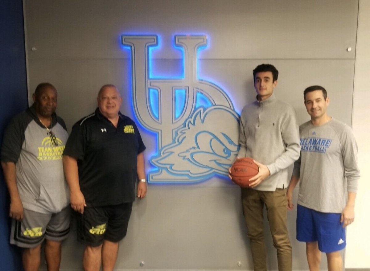 hcprepbball's tweet photo. Congrats @gianmarcoarletti on receiving a scholarship offer from @delawarembb!!! #hcpa #lancernation #lancerpride #holycross #sjbasketball #njbasketball #hsbasketball #hssports #burlingtoncounty #basketball #basketballteam #ballislife #udel #delaware #delawarebasketball https://t.co/6y8IWGXEWh