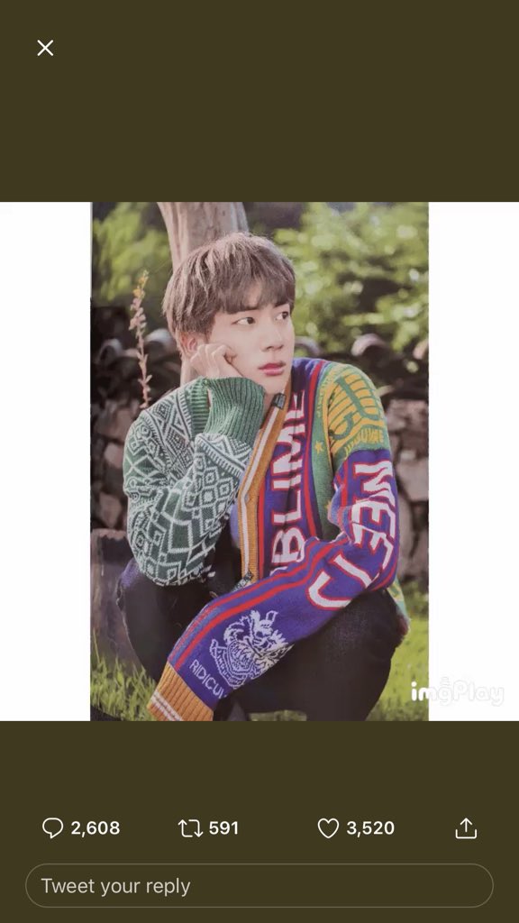 BTS_Jijams's tweet photo. @galaxyhoya @KimV_Gucci I got Jin while drinking a Jin hot brew😩😍 https://t.co/0Z0cqM6OQI