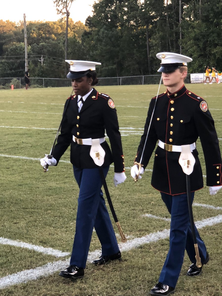 ValleyShades's tweet photo. C/Captain Maggie Lawrence leads the color guard in the opening football game of the 2019 season. @JEFCOED @JEFCOCareerTech https://t.co/4PfuVXq6Wg