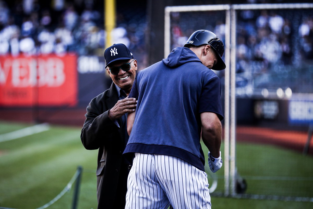 MLB's tweet photo. Just a couple @Yankees right fielders. https://t.co/clduyor7OE