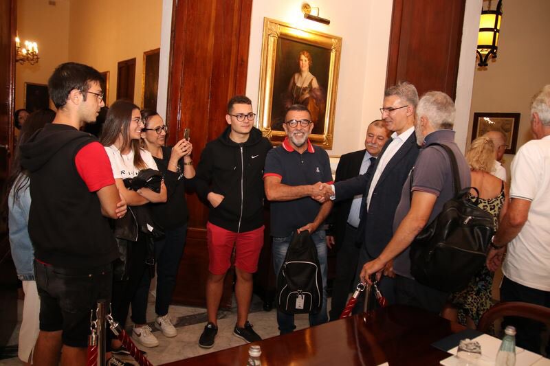 AbelaCarmelo's tweet photo. Thanks to all those who visited @MFAMalta Palazzo Parisio during #NotteBianca2019 A pleasure meeting you in a night which turned the Ministry into a celebration of Maltese Folklore, cribs & statues exhibition, traditional kids games & restoration work on Francesco Zahra paintings https://t.co/fsUI3HC7gY