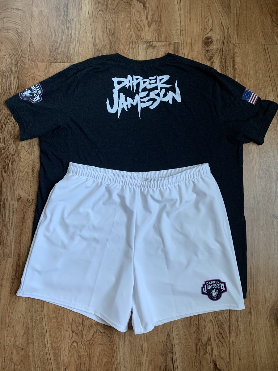 DapperJameson tweet media