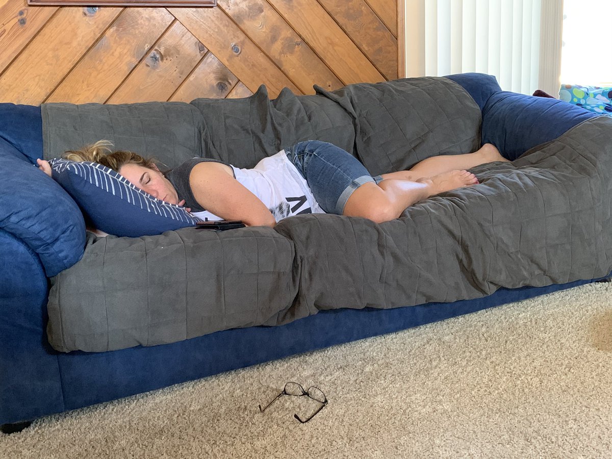 TSimonsgaard's tweet image. Sugar is hard at work😁